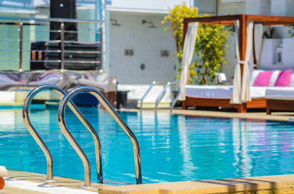 Sun City Hotel - The Gabriel Каир Экстерьер фото The pool at the hotel