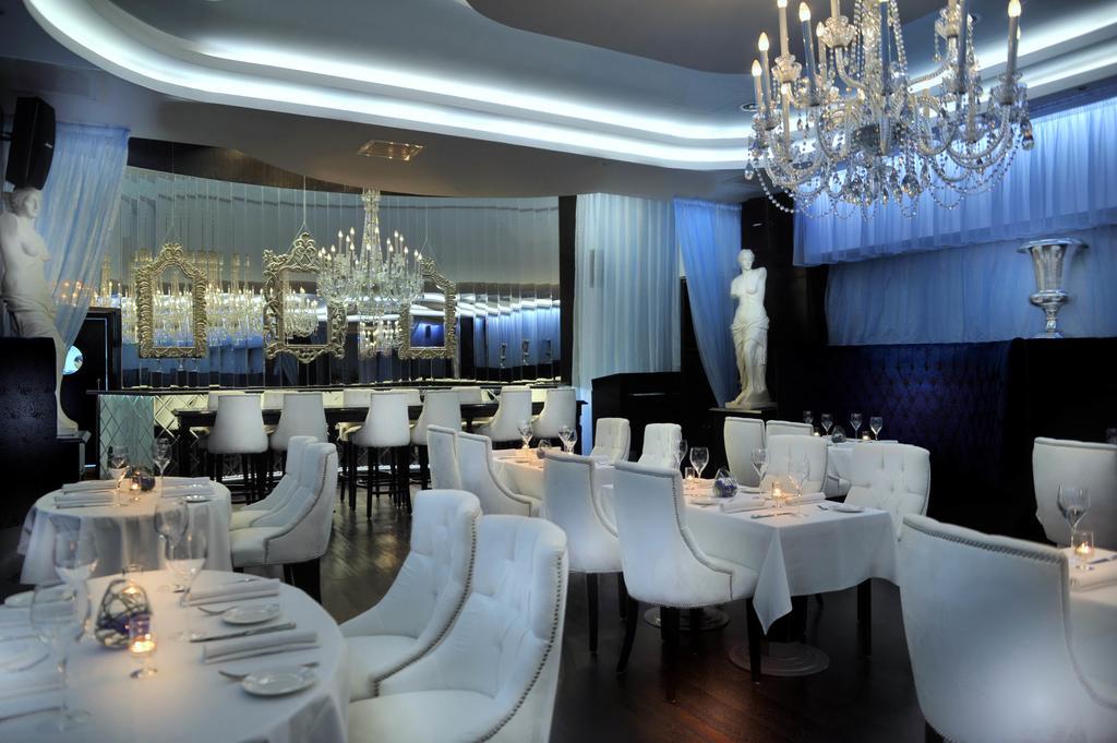 Sun City Hotel - The Gabriel Каир Экстерьер фото Restaurant in the hotel